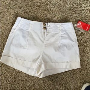 White forever 21 shorts